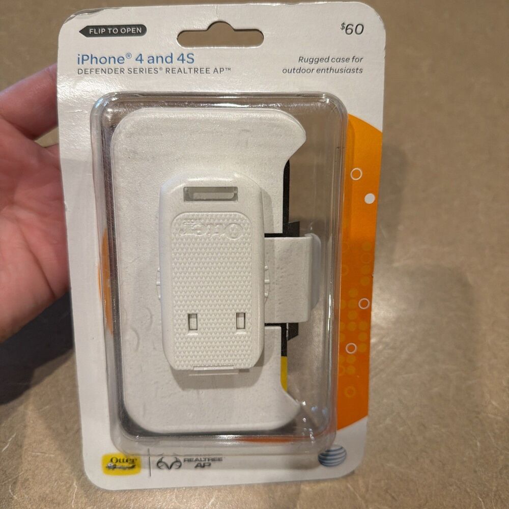 NEW White DEFENDER SERIES Realtree Ap for iPhone 4 & 4S OTTER Belt Clip Case